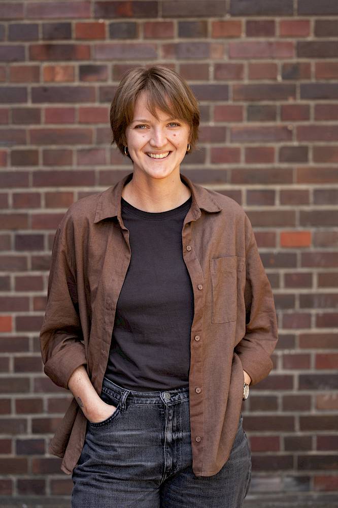 Céline Müller (sie/ihr)